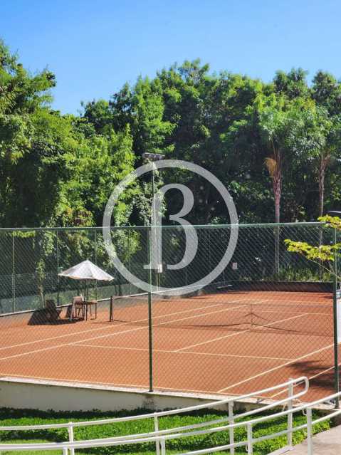 QUADRA CNDOMÍNIO - 4