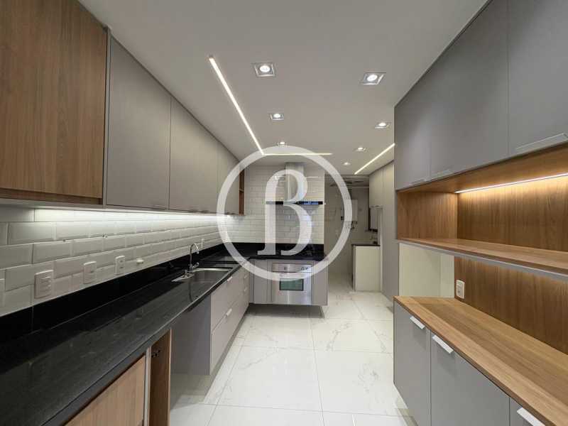 COZINHA OUTRO ÂNGULO - 15