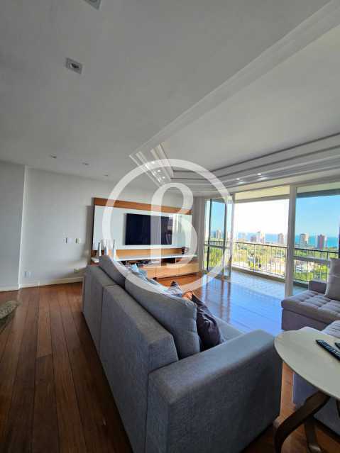 SALA OUTRO ÂNGULO - 12