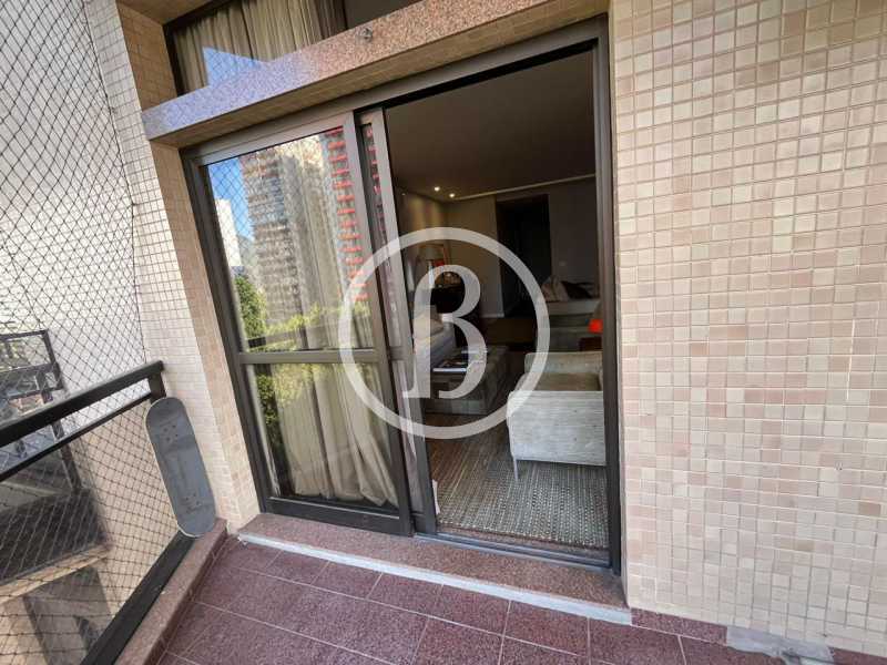 VARANDA OUTRO ÂNGULO - 3