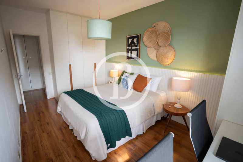 QUARTO OUTRO ÂNGULO - 20