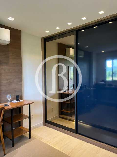 1° QUARTO OUTRO ÂNGULO - 14