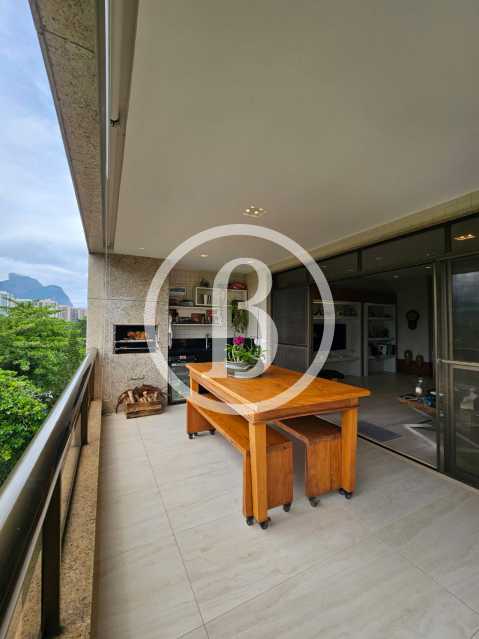 Conheça VARANDA OUTRO ANGULO do imóvel - Apartamento 4 quartos à venda Barra da Tijuca, Rio de Janeiro - R$ 3.700.000 - BFAP40305 - 6 VARANDA OUTRO ANGULO - 6