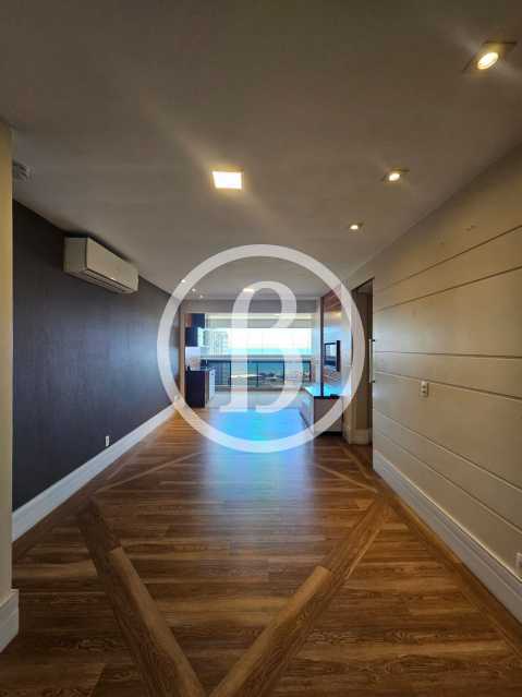 SALA OUTRO ÂNGULO - 8