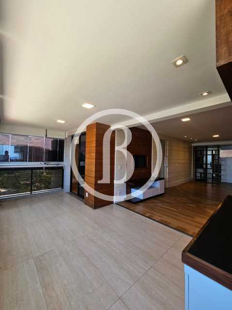 SALA OUTRO ÂNGULO - 7