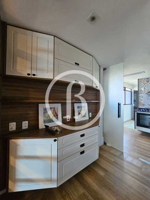 COZINHA OUTRO ÂNGULO - 23