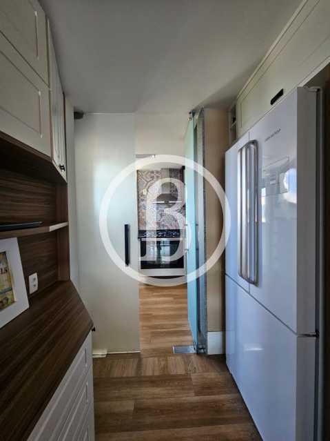 COZINHA OUTRO ÂNGULO - 24