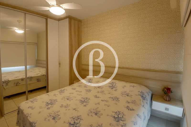 1° QUARTO OUTRO ÂNGULO - 16