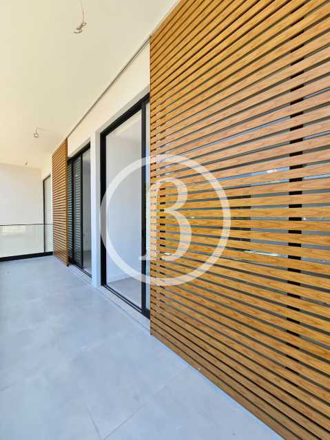 1° QUARTO OUTRO ÂNGULO - 15