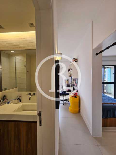 CORREDOR/BANHEIRO SUITE 2 - 20