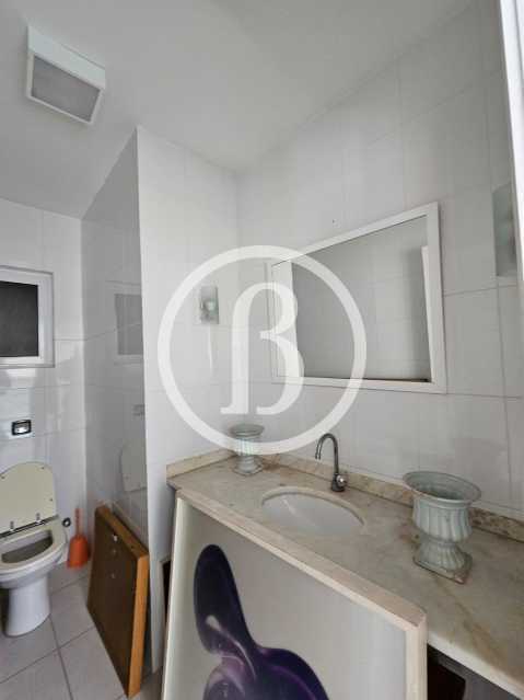 Conheça BANHEIRO EMPREGADA do imóvel - Apartamento 3 quartos à venda Barra da Tijuca, Rio de Janeiro - R$ 3.500.000 - BFAP30519 - 28 BANHEIRO EMPREGADA - 28