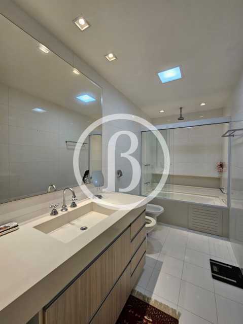 Conheça BANHEIRO SUITE do imóvel - Apartamento 3 quartos à venda Barra da Tijuca, Rio de Janeiro - R$ 3.500.000 - BFAP30519 - 22 BANHEIRO SUITE - 22