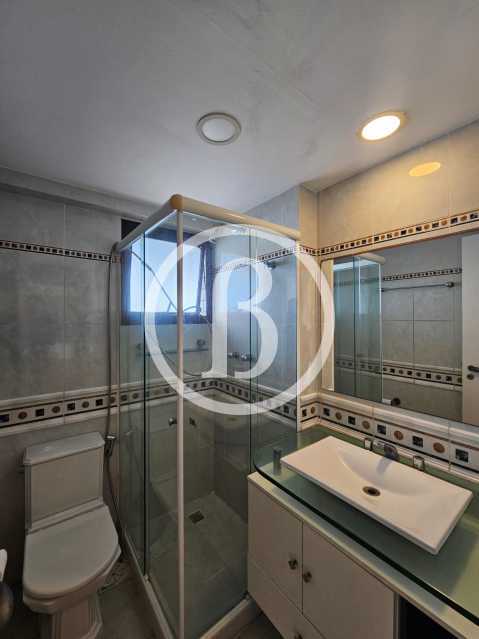 BANHEIRO SOCIAL - 23