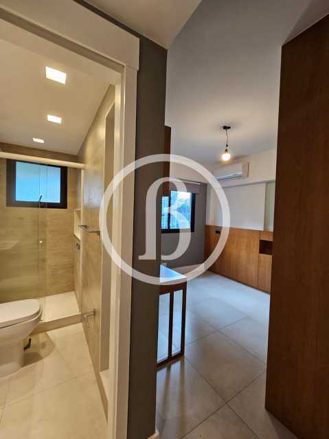 QUARTO/BANHEIRO - 17