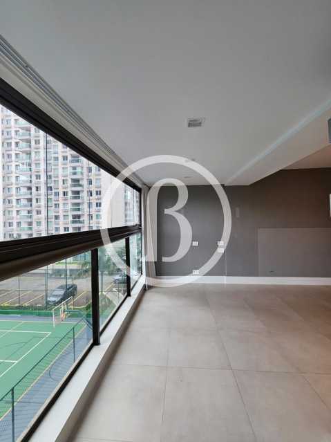 VARANDA OUTRO ANGULO - 4