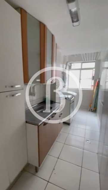 COZINHA OUTRO ÂNGULO - 13