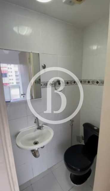 BANHEIRO DE SERVIÇO - 14