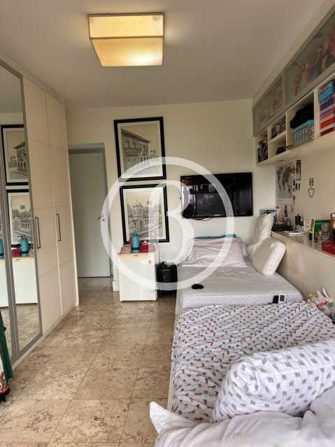3° QUARTO OUTRO ÂNGULO - 23