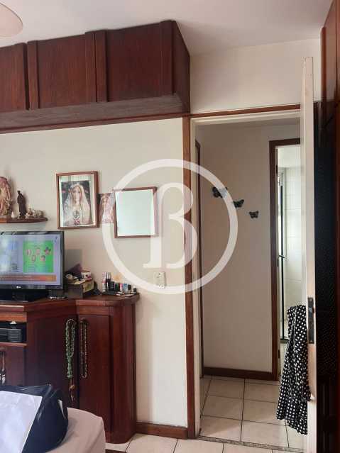 3° QUARTO OUTRO ÂNGULO - 13
