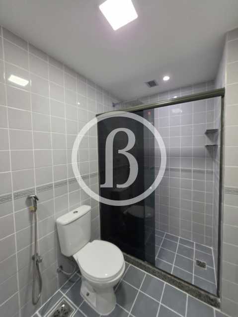 Conheça BANHEIRO SUÍTE do imóvel - Apartamento 2 quartos à venda Barra da Tijuca, Rio de Janeiro - R$ 650.000 - BFAP20484 - 19 BANHEIRO SUÍTE - 19