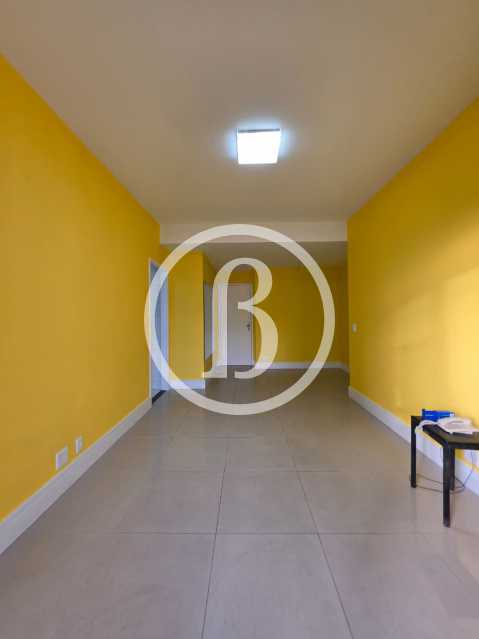 Conheça SALA OUTRO ÂNGULO do imóvel - Apartamento 2 quartos à venda Barra da Tijuca, Rio de Janeiro - R$ 650.000 - BFAP20484 - 14 SALA OUTRO ÂNGULO - 14