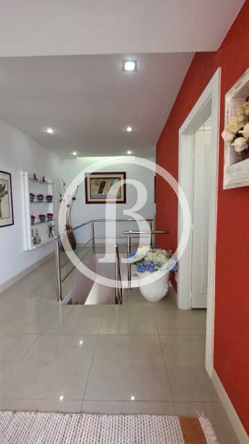 Conheça HALL 2° PISO do imóvel - Cobertura 2 quartos à venda Barra da Tijuca, Rio de Janeiro - R$ 2.600.000 - BFCO20061 - 20 HALL 2° PISO - 20
