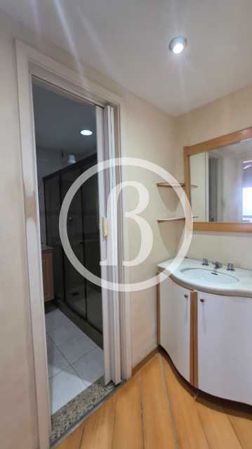 Conheça BANHEIRO OUTRO ÂNGULO do imóvel - Apartamento 1 quarto à venda Barra da Tijuca, Rio de Janeiro - R$ 1.500.000 - BFAP10275 - 12 BANHEIRO OUTRO ÂNGULO - 12