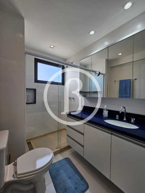 Conheça BANHEIRO do imóvel - Apartamento 2 quartos à venda Barra da Tijuca, Rio de Janeiro - R$ 2.300.000 - BFAP20070 - 24 BANHEIRO - 24