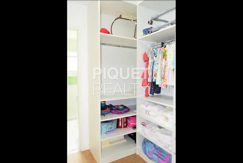 Conheça CLOSET do imóvel - CASA TRIPLEX - RESERVA DO ITANHANGÁ - BARRA - 00100CA - 20 CLOSET - 20