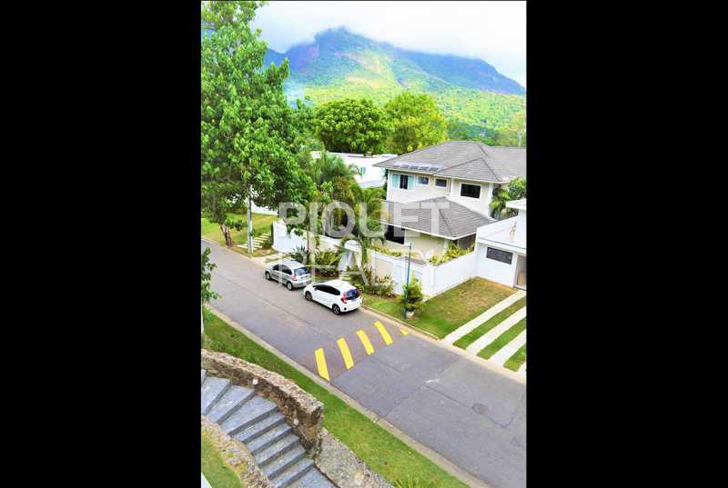 Conheça VISTA MONTANHAS / CONDOMÍNIO do imóvel - CASA TRIPLEX - RESERVA DO ITANHANGÁ - BARRA - 00100CA - 30 VISTA MONTANHAS / CONDOMÍNIO - 30