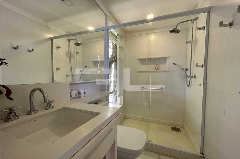 Conheça 019. do imóvel - LINDA CASA PÉ NA AREIA - PORTO RETIRO - ANGRA - 01142CA - 18 019. - 18