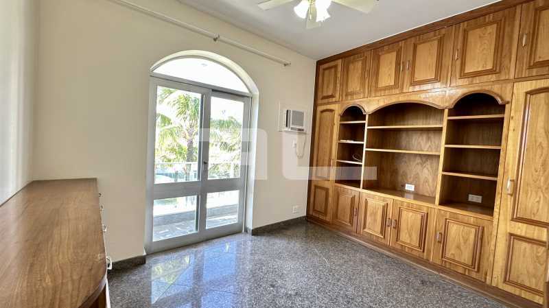 Conheça 17. do imóvel - APTO. 4 QUARTOS NA PRAIA DA BARRA - BETTON - 01554AP - 17 17. - 17