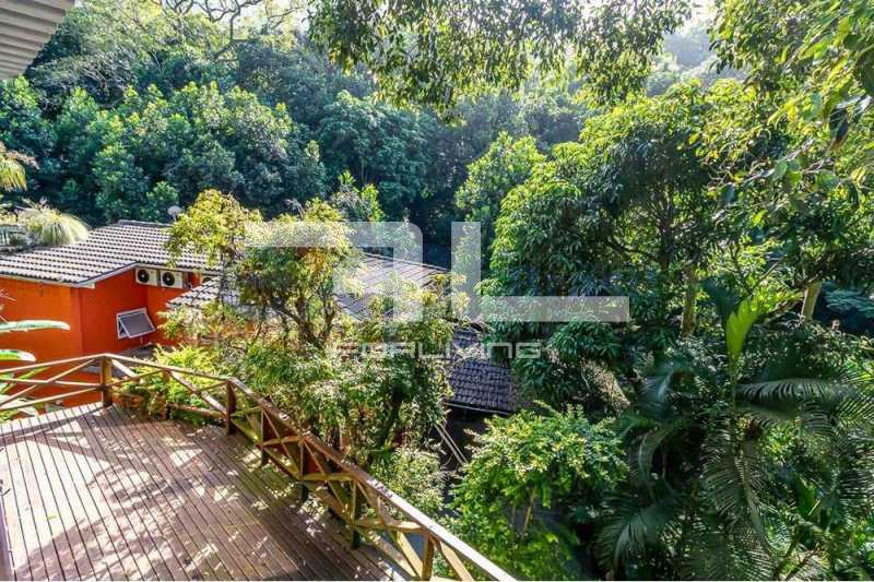 Conheça 027 do imóvel - CASA TRIPLEX - POVOADO DAS CANOAS - SÃO CONRADO - 01639CA - 27 027 - 27