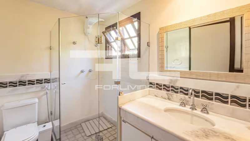 Conheça 022. do imóvel - CASA REFORMADA COM 5 SUÍTES - LINDA VISTA PARA A BAÍA DE ANGRA DOS REIS. - 01697CA - 22 022. - 22