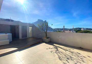 Cobertura Duplex de 302m² com Vista Deslumbrante para a Pedra da Gávea. - 01711CO