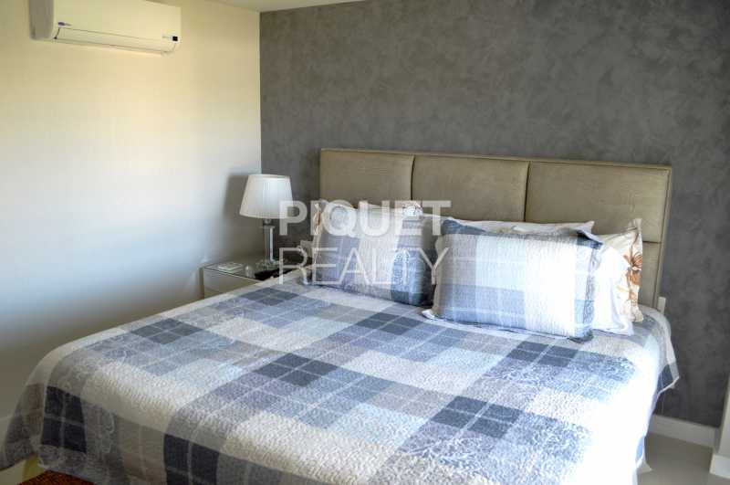 SUITE - 25