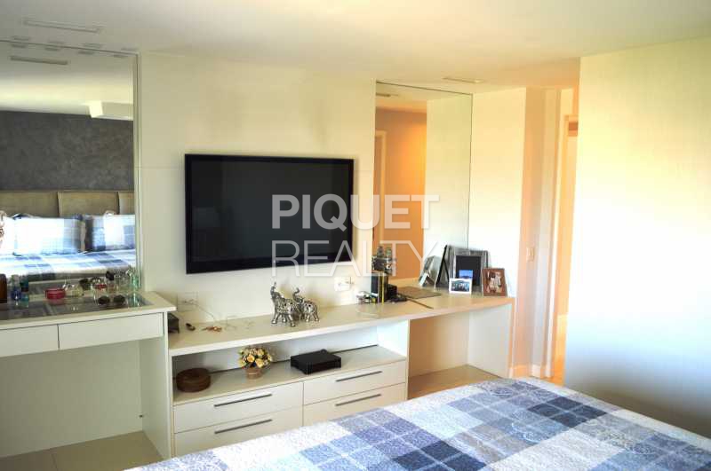 SUITE - 26