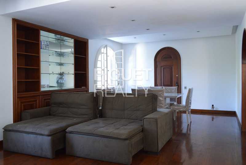 SALA - 9
