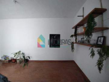 Glória!!! 2 quartos espaçoso de fundos. - BOAP20499