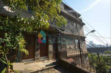 Apartamento, tipo casa com 2 quartos em Santa Teresa. - BOAP20653