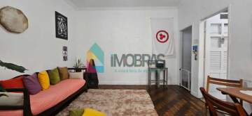 Oportunidade - Copacabana, posto 5!!! 02 quartos com varanda fechada a uma quadra da praia. - BOAP20767