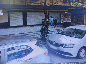 Imperdível - LOJÃO DE ESQUINA SUPER MOVIMENTADA EM COPACABANA NA QUADRA DA PRAIA, EXCELENTE INVESTIMENTO. 250 METROS!! - CPLJ00175