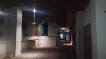 Ótima localização - Excelente loja no centro!!! - CPLJ00203