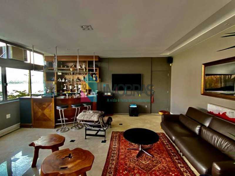 SALA - 7