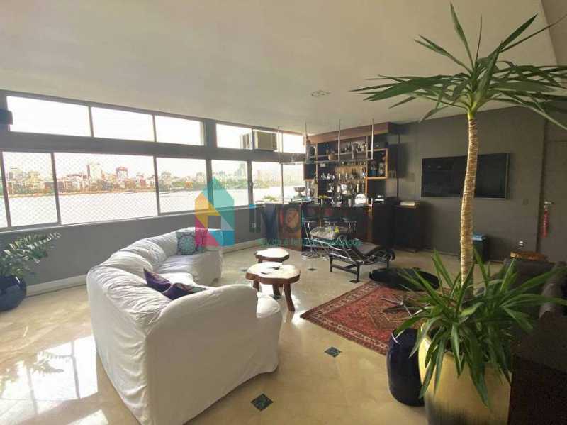 SALA3 - 15