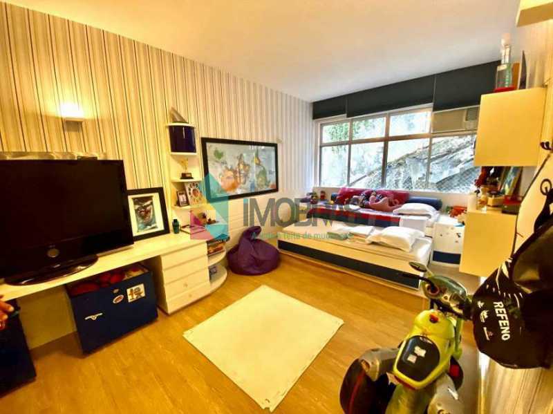 SALA4 - 16