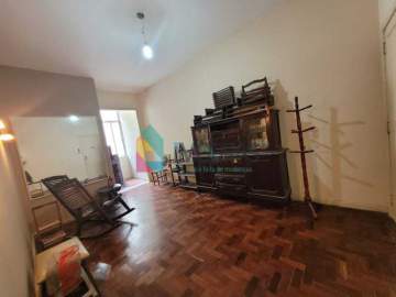 COPACABANA POSTO 2!!! 2 QUARTOS COM DEPENDÊNCIA NA QUADRA DA PRAIA!!! - CPAP21853