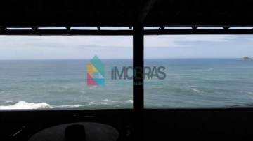 EXCELENTE OPORTUNIDADE EM SÃO CONRADO!!! LINDA CASA , CLARA E AREJADA. TODA VIRADA DE FRENTE PARA O MAR. ESTILO MEDITERRÂNEO. SALA AMPLA, 6 QUARTOS (3 SUÍTES), 3 BANHEIROS, COZINHA, VARANDA , DEPENDÊNCIA. - CPCN60003