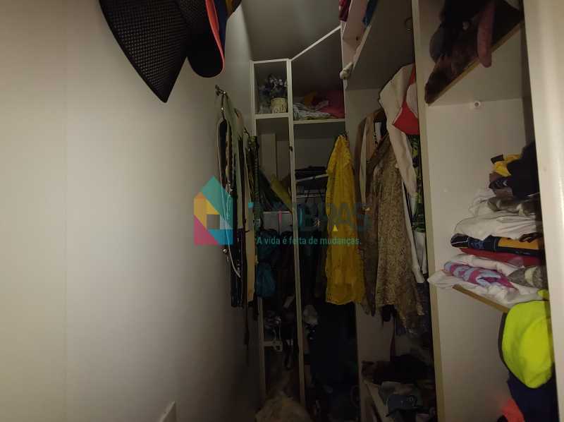 CLOSET - 15