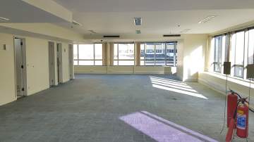 Ótima localização - ED CENTRO EMPRESARIAL CANDIDO MENDES - CENTRO. SALA COMERCIAL 175M² DE ÁREA PRIVATIVA!! - CPSL00364